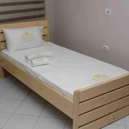 Pasha * Tirana